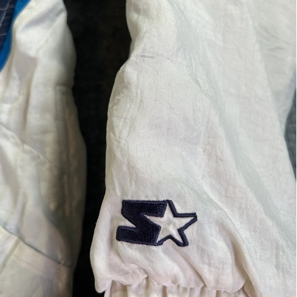 Vintage Starter Winnipeg Jets Jacket Mens Large White Blue 90s NHL Pullover Logo